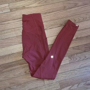 Size 4 lululemon leggings!!